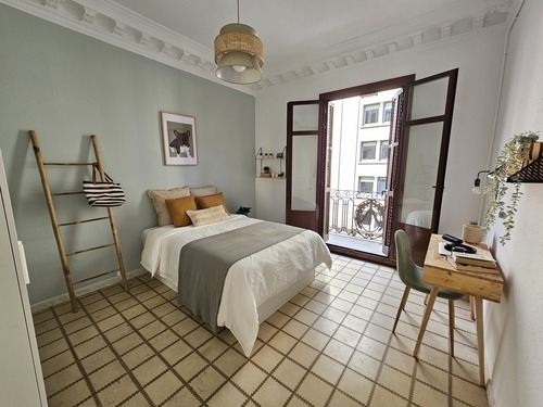 Room with Balcony in great area