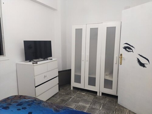 Habitación  luminosa  para 2 chicas. 