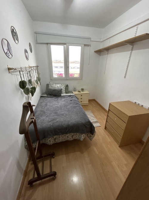 Habitacion individual con baño privado