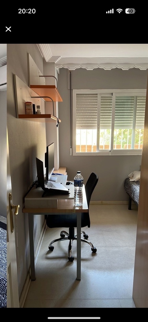 Habitacion libre en un piso compartido en teatinos