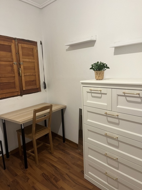 Habitación cerca Hospital General