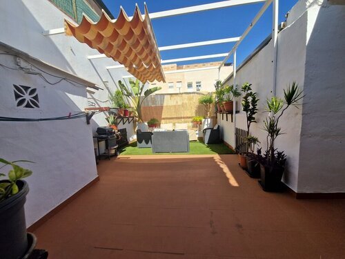 Habitación con terraza maravillosa en ciudad Jardin