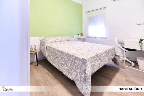 Piso en Triana Curso 26/27 