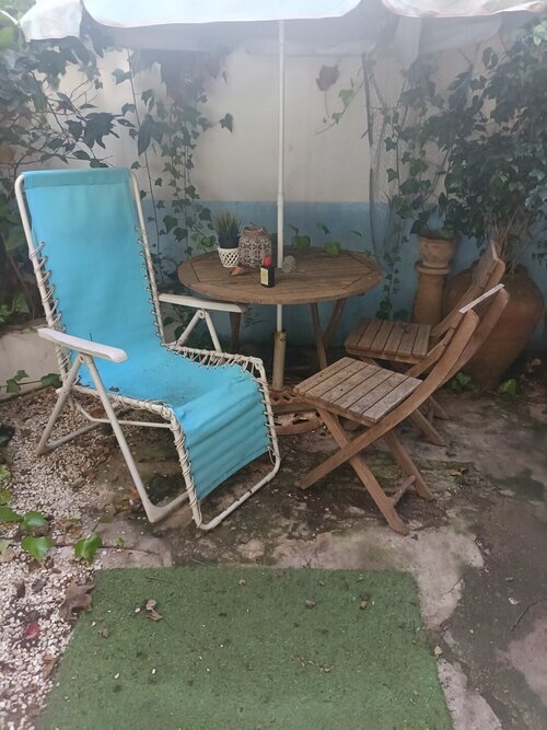 habitación muy tranquila y silenciosa en la soledad con