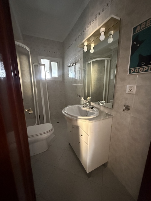 Habitación sin depósito, con balcón en Macarena