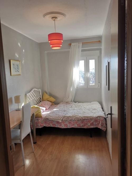 Sunny and quiet Port/Sea view room