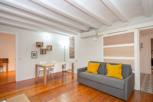 Amazing 3 bedrooms + 2 bathrooms in BORN. NO agency fee