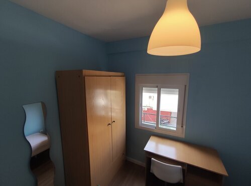 Se busca compi para compartir piso