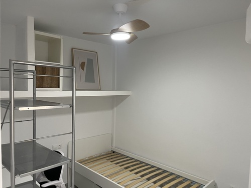 DOS ESPACIOS PRIVADOS CON CERRADURA Y BAÑO EN SUITE