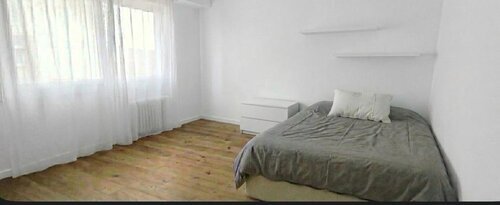 Habitación doble con mucha luz en General Concha 