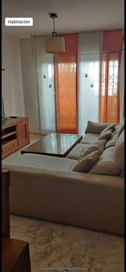 ✨ Se busca compañera de piso ✨