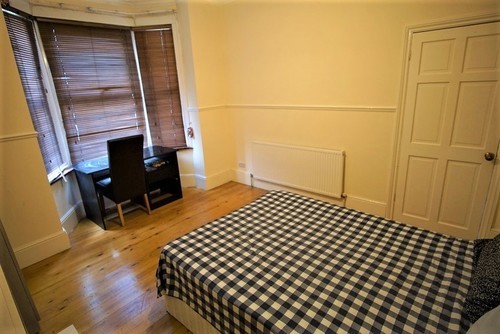 Badi Rooms For Rent And Flatmates