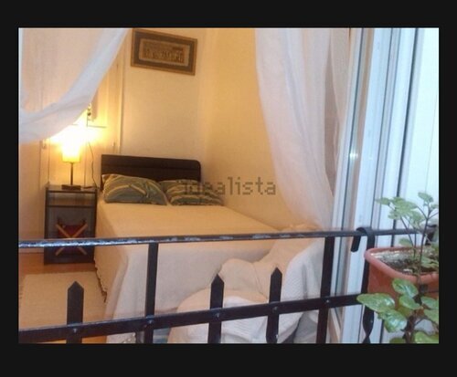 Se alquila habitación tranquila