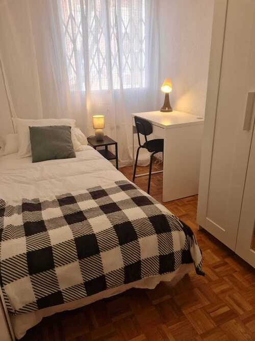 Bonita habitación individual en Hortaleza