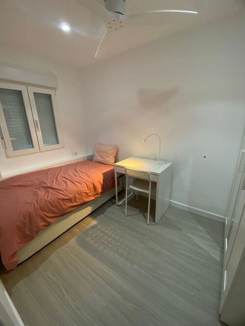 Habitación piso iluminado