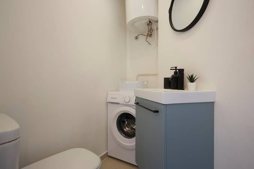 Acogedor apartamento con un dormitorio , disponible par