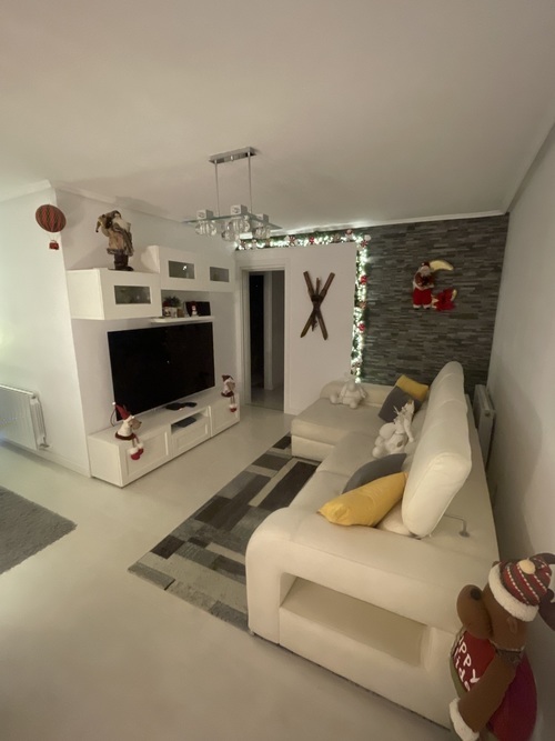 Piso amplio, limpio y ambiente agradable 