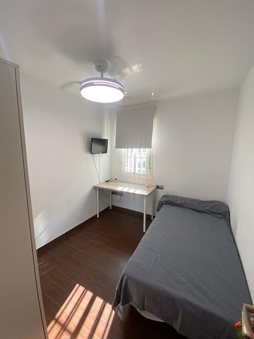 Habitación en Macarena junto al Hospital y Mercadona