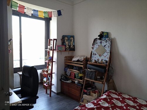 Habitación con mucha luz en el corazón de BCN