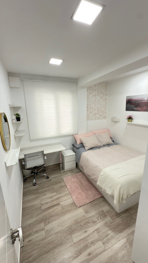 HABITACIÓN PREMIUM CÉNTRICA CAMA MATRIMONIO,SOLO CHICA