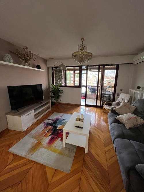 Room in center of Alicante for May and June