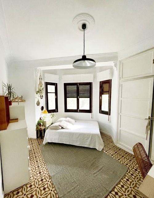 Retiro/Atocha bright vintage room with views 