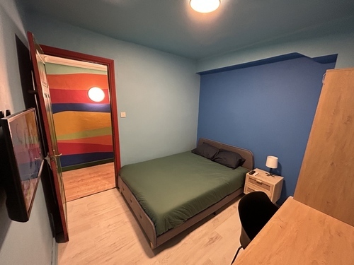 Cozy Room Just Steps from Bilbao’s Old Town!