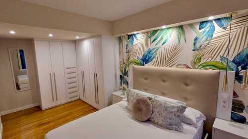 HABITACIÓN CON VESTIDOR EN EL CENTRO DE BILBAO