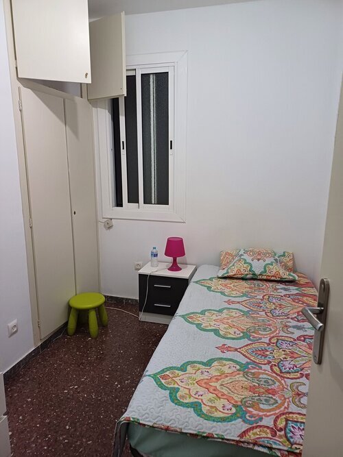 Habitación confortable en Sagrada Família a tres calles