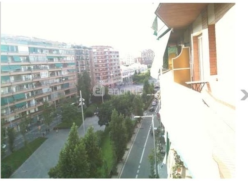 Gran Piso Exterior a Rambla Badal 