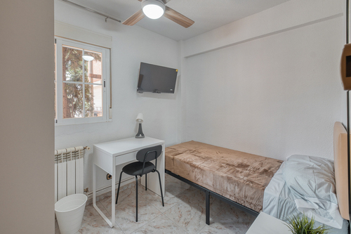 Habitación Full equipada/Servicios incluidos (Málaga)