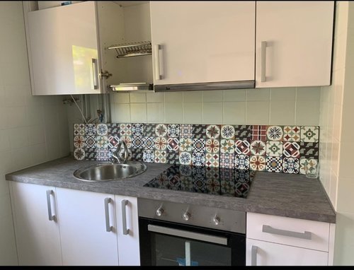 Habitacion en piso con terraza en Valdezarza