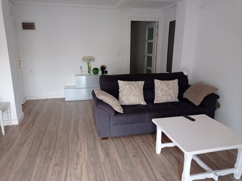 Se alquila habitacion 