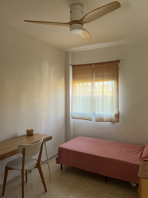 Habitación con luz en santa clara de Cuba