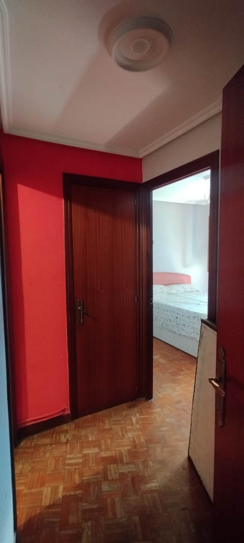 Se alquila habitación independiente con baño privado – 