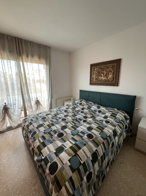 Habitación muy luminosa con balcón en Guinardó