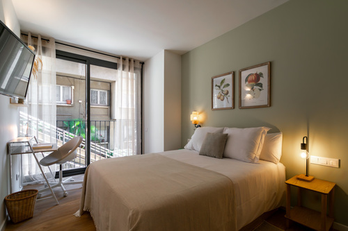 Room Dante - Double room with shared bathroom