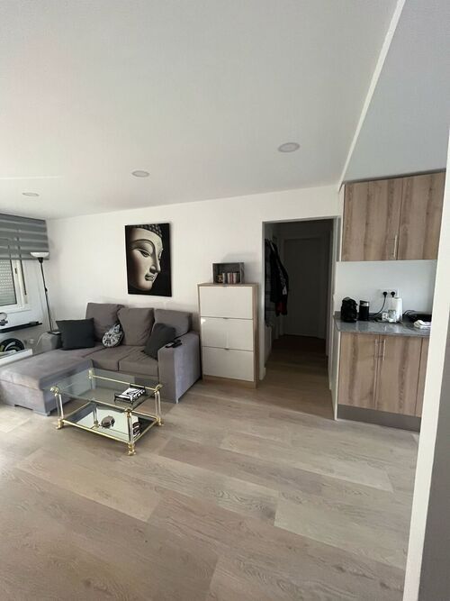 🛏️ Habitación doble en Hospitalet – bien conectada