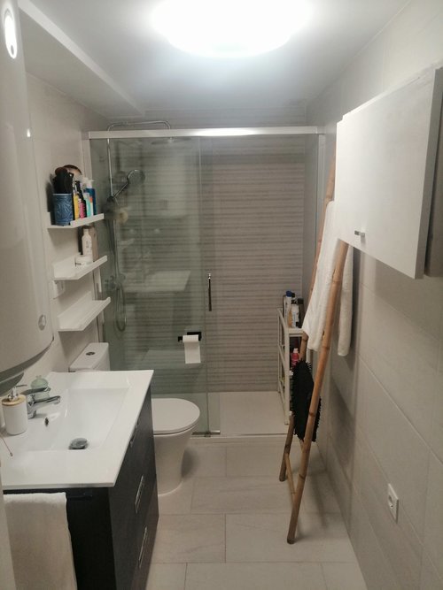 Habitación con mucha luz, con balcón en Natzaret