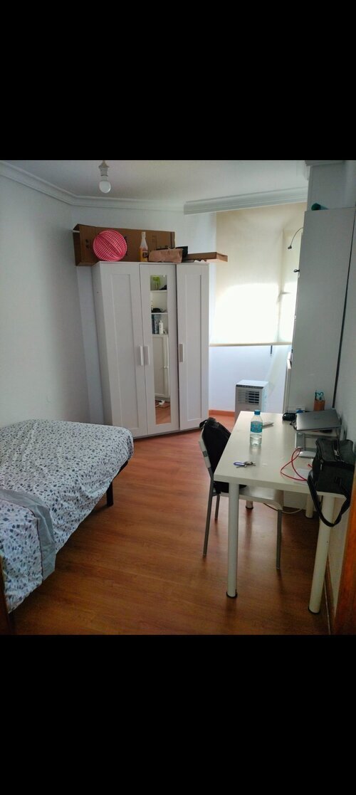 Habitación individual para trabajador/a