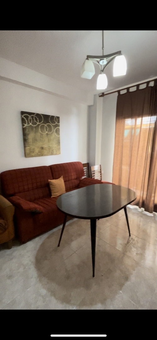 Habitación en Granada (zona Mondragones - Plaza toros)