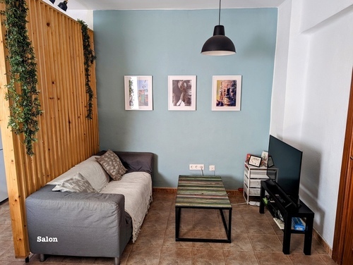 Friendly & Social, City Centre, A/C at SunFlowColiving!
