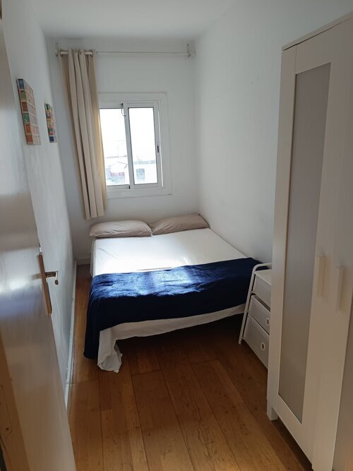  Habitación luminosa centro-  NO FIANZA- 