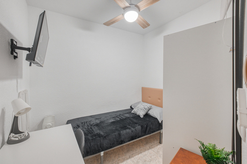 Habitación Full equipada/Servicios incluidos (LEGANES)