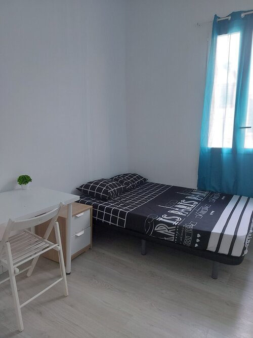 Habitación confortable en Barrio La Latina en 500 y otr