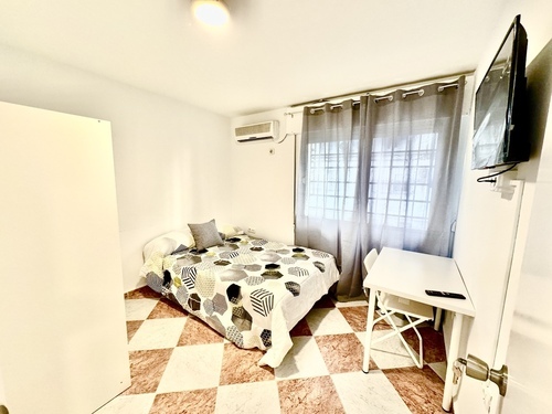 Estupenda habitacion junto santa justa