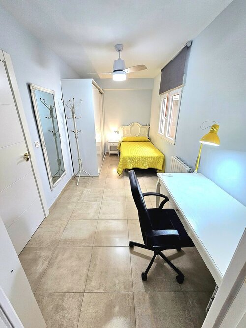 Habitación confortable, con baño privado