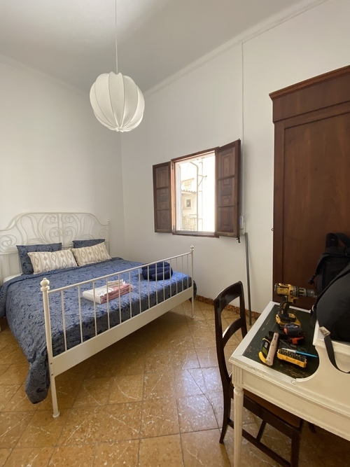 habitacion en piso centrico JUNIO . LEE EL ANUNCIO