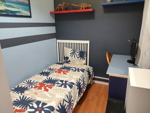 Moderna habitación +ventana, 1 chica.Disponib ya!