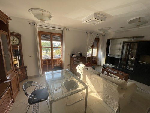 Maravilloso piso gigante con vistas y terraza al río